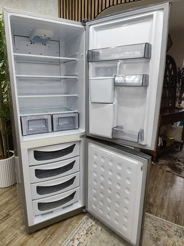 تجربه حل مشکل چراغ فیلتر یخچال امرسان در چهارباغ اصفهان