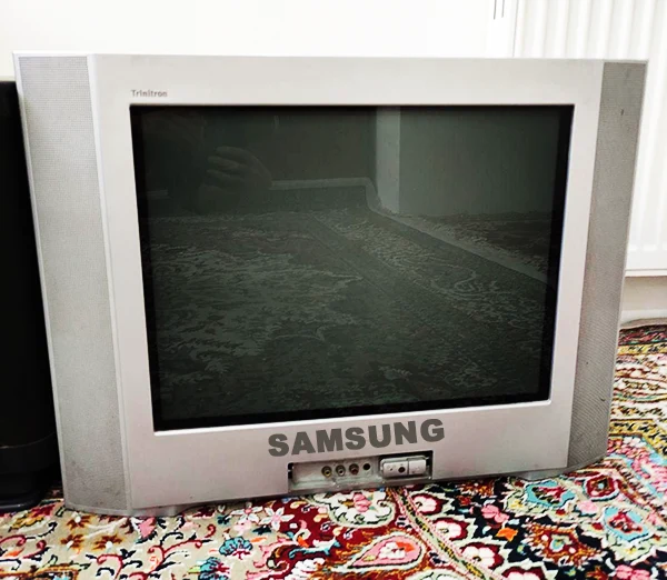 علت چشمک زدن و روشن نشدن تلویزیون سامسونگ قدیمی