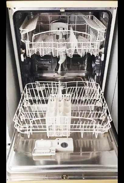 حل مشکل توقف وسط برنامه و خطای مبهم ماشین ظرفشویی توسط شرکت اصفهان تعمیر